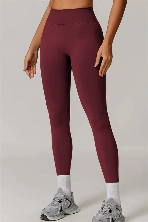 The Nova Luxe Sports Bra Leggings 2-Piece Set