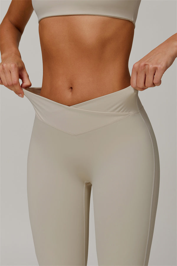 The Halo Sports Bra Flared Leggings 2-Piece Set