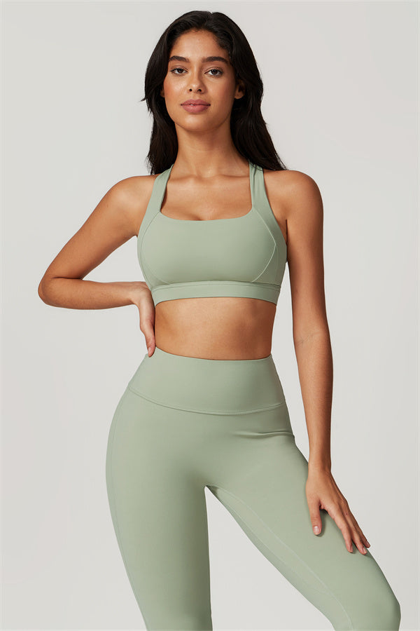 The Isabella Sports Bra Flares 2-Piece Set